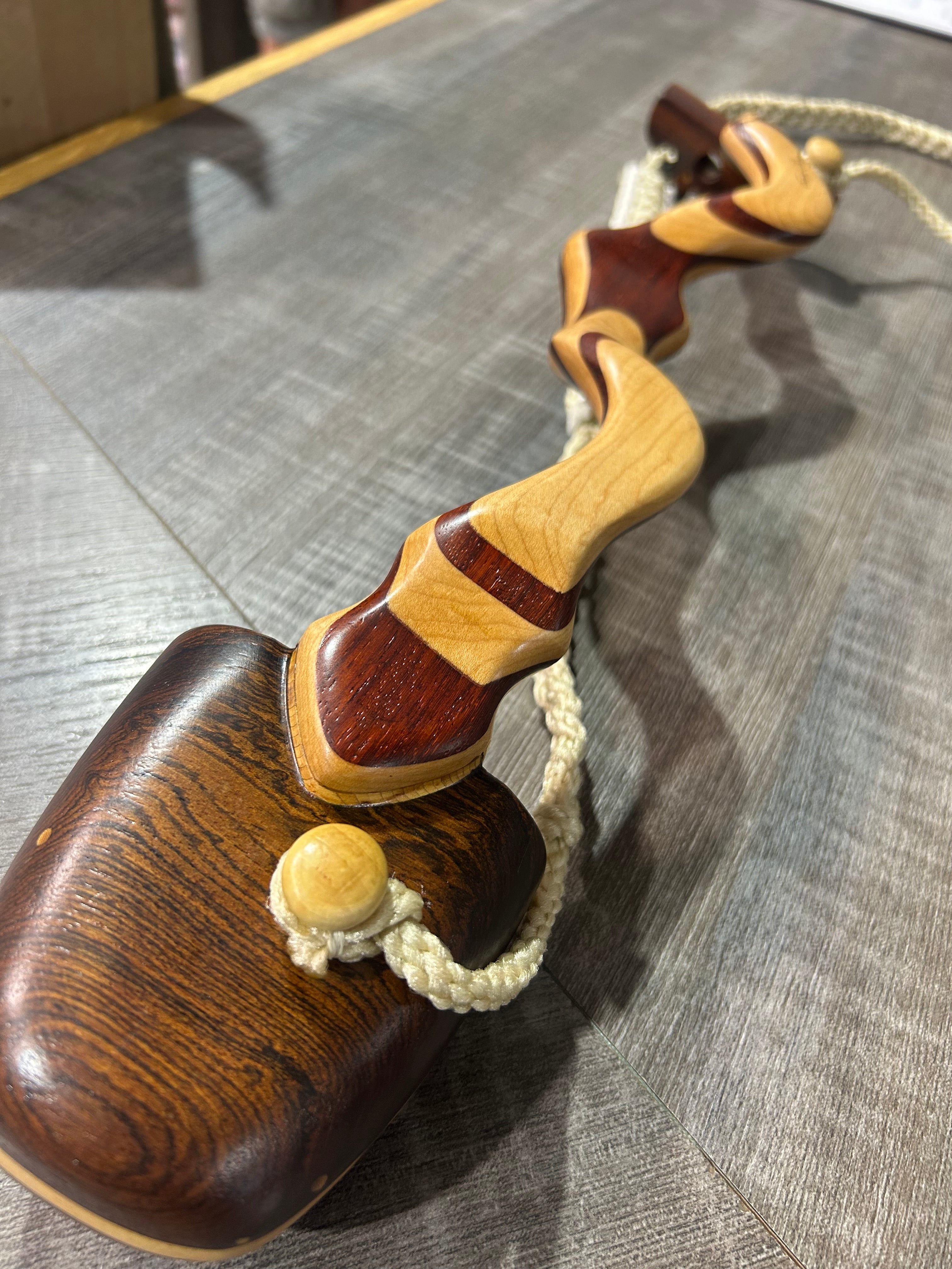 ROY HALL WOODEN BACK QUIVER 4 ARROW